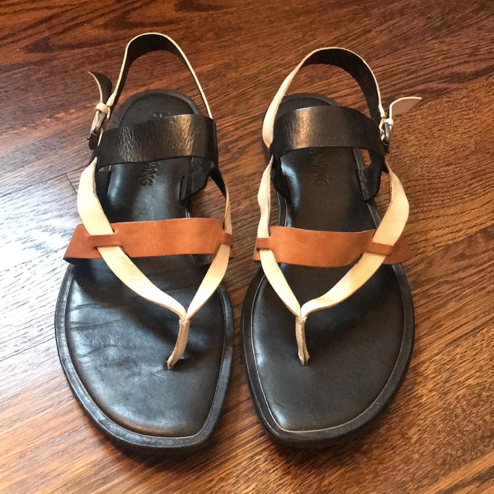 Vera Wang tri-color sandals, size 10